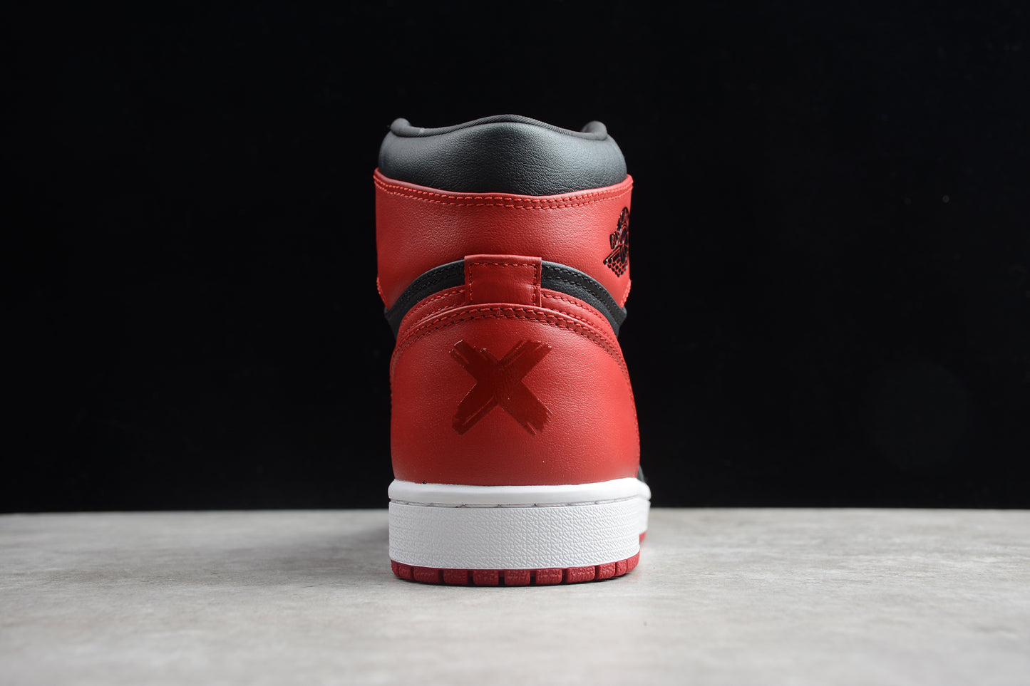 Nike Air Jordan 1
