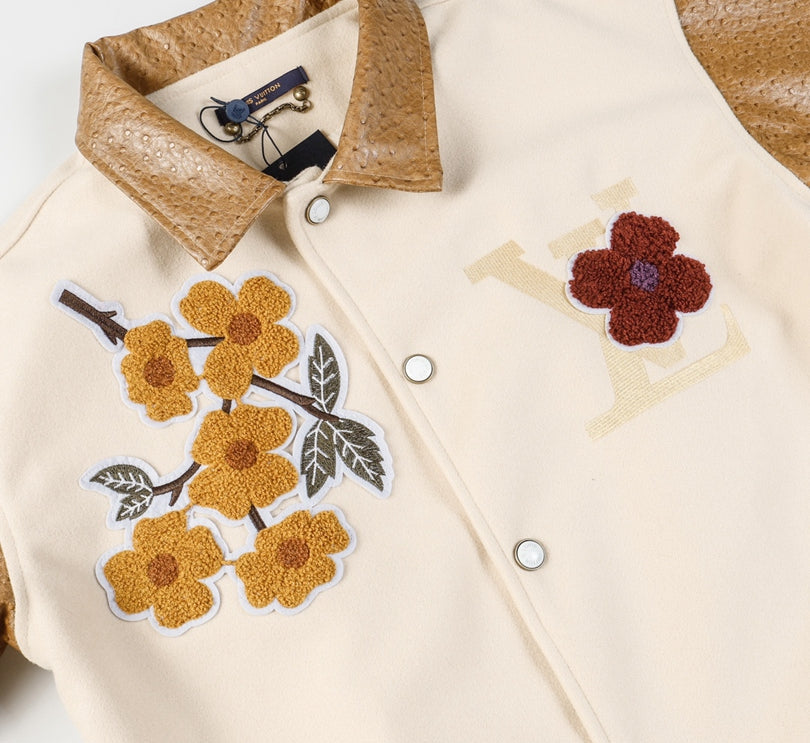 Chaqueta universitaria Louis Vuitton con flores