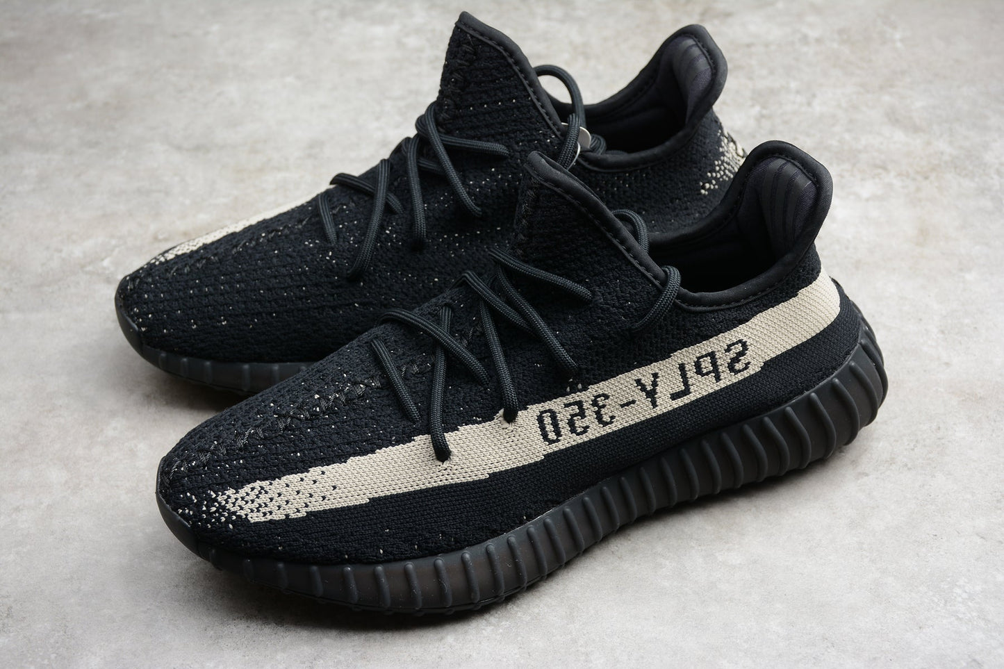 Adidas Yeezy 350