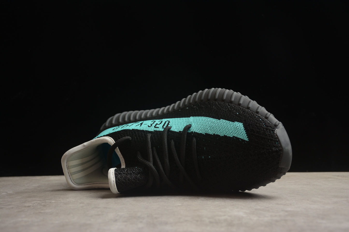 Adidas Yeezy 350