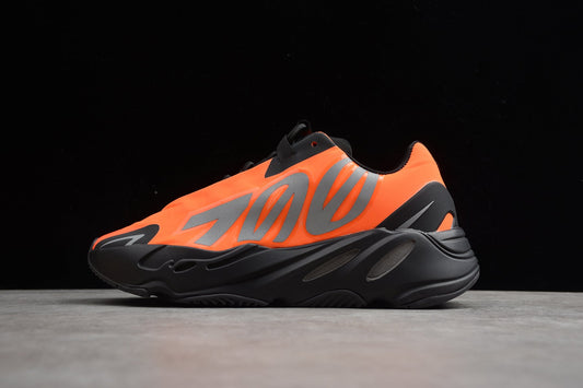 Adidas Yeezy 700